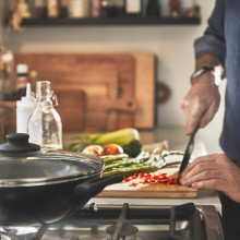 HEMLAGAD مقلاة عميقة مع غطاء, مانع للالتصاق أسود, 28 سم