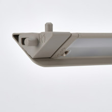 ÖVERSIDAN شريط ليد لخزانة مع حساس