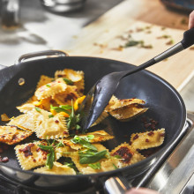 IKEA 365+ مقلاة, ستينلس ستيل/مانع للالتصاق, 32 سم