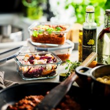 IKEA 365+ حافظة طعام بغطاء, مربّع زجاج/بلاستيك, 600 مل