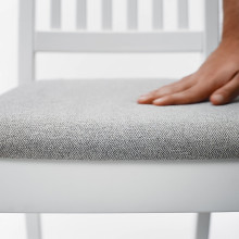 ROSENTORP / NÄSINGE طاولة و 4 كراسي, أبيض/Tibbleby رمادي-بيج أبيض, 110/155 سم