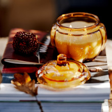 HÖSTAGILLE شمعة معطرة في كأس، فتيلين, يقطين متبل/بني, 40 س