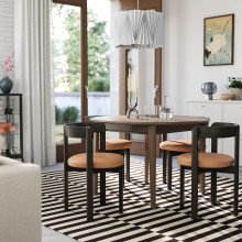 SKANSNÄS / STOCKHOLM 2025 طاولة و 4 كراسي