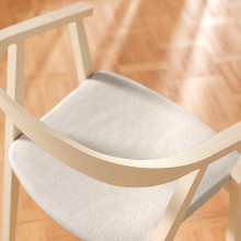 SKANSNÄS / STOCKHOLM Table and 4 chairs, brown beech/birch veneer Tresund beige, 150/205 cm