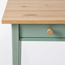 HEMNES طاولة تخت جانبية, رمادي-أخضر/بني فاتح, 46x35 سم