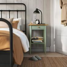 HEMNES طاولة تخت جانبية, رمادي-أخضر/بني فاتح, 46x35 سم